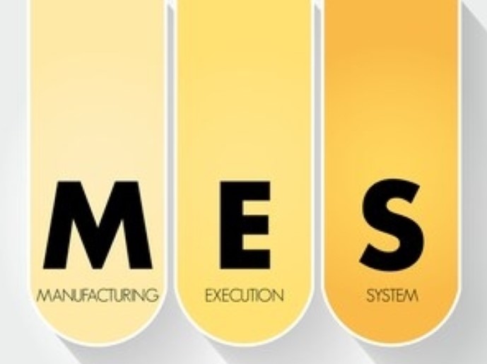 企業(yè)在導(dǎo)入MES系統(tǒng)后，其應(yīng)用效果主要表現(xiàn)在哪些方面？